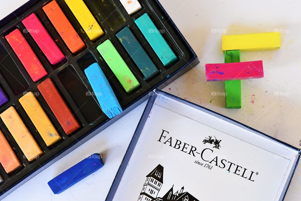 Faber Castel colorful pastels