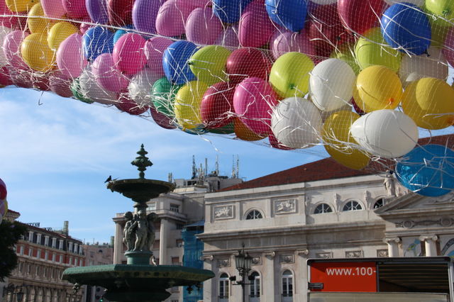 balloons in Lisbon. shot in Rossio, Lisbon