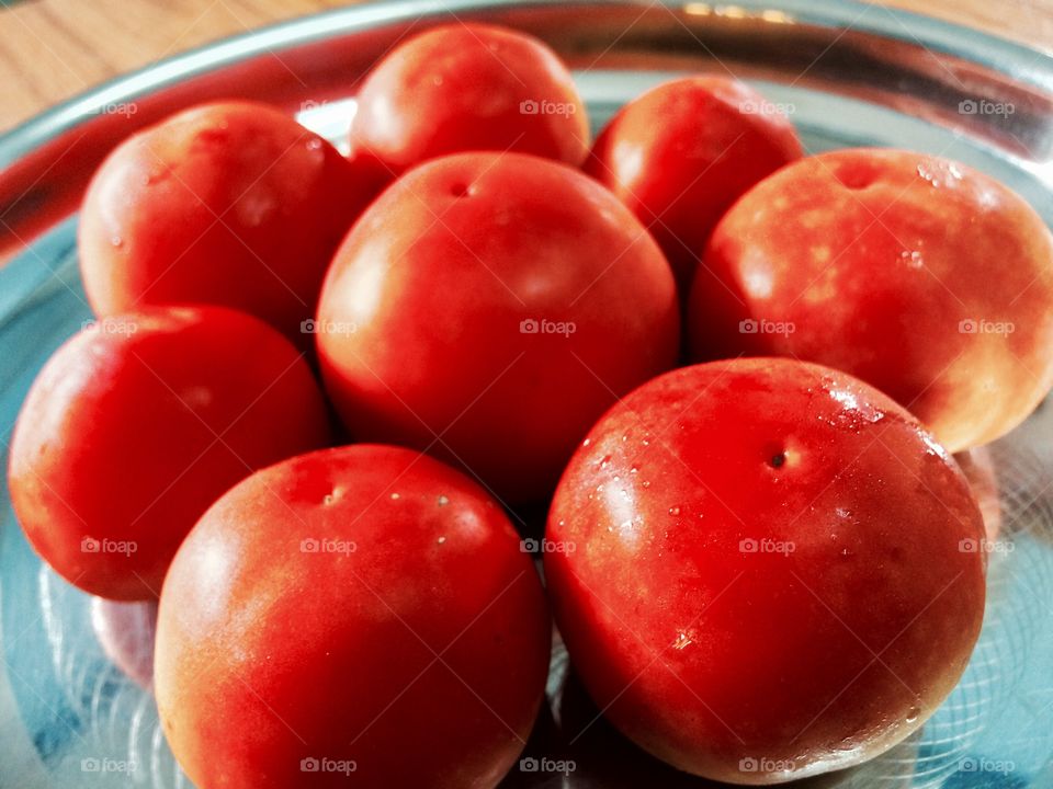 Red fruits 