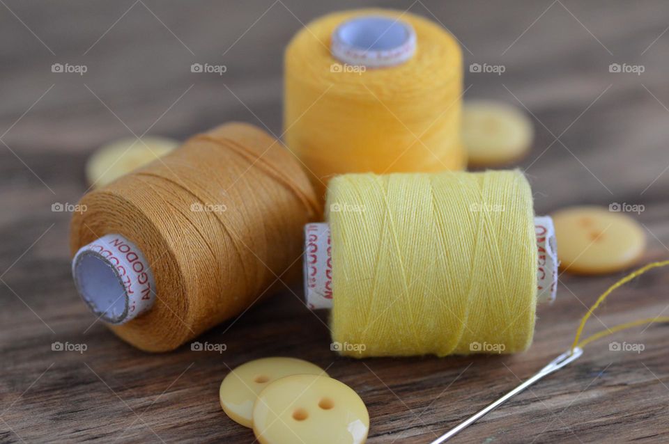 Battle: Blue vs. Yellow