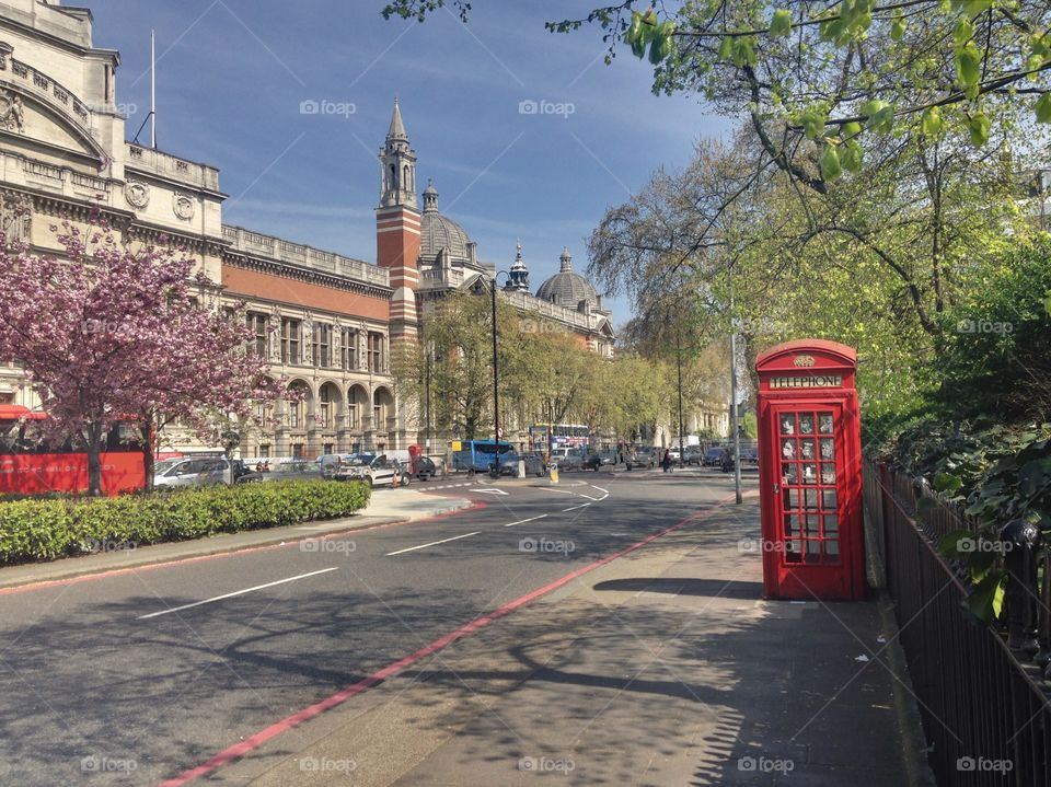 Brompton Road Sun. Summer in Kensington, London