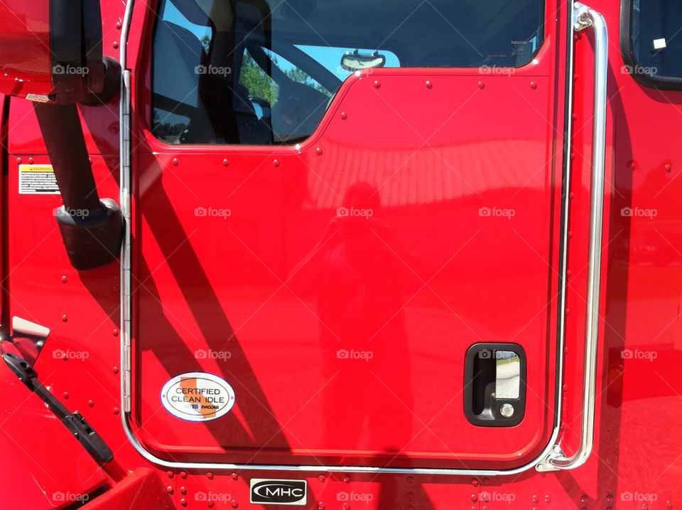 red door transport truck by wmm1969
