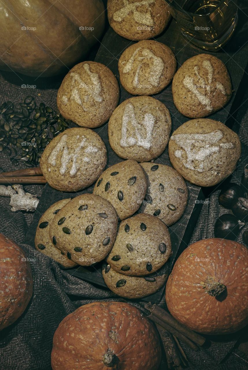 Pumpkin cookies with autumnal accompaniments