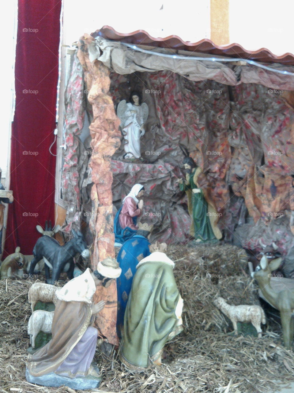 Birth (Jose and Maria before the arrival of the child Jesus)