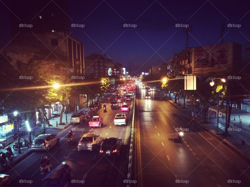 #wayoflife #style #night #ontheroad #road #traffic #bangkok #city #afterworktime
