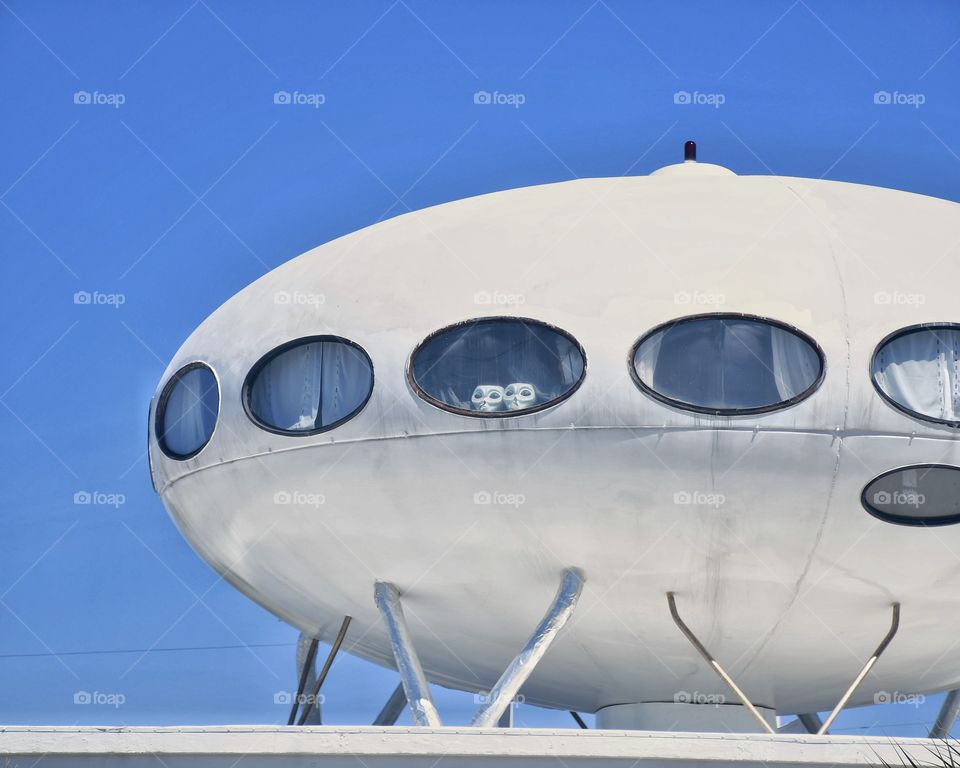 Spaceship house