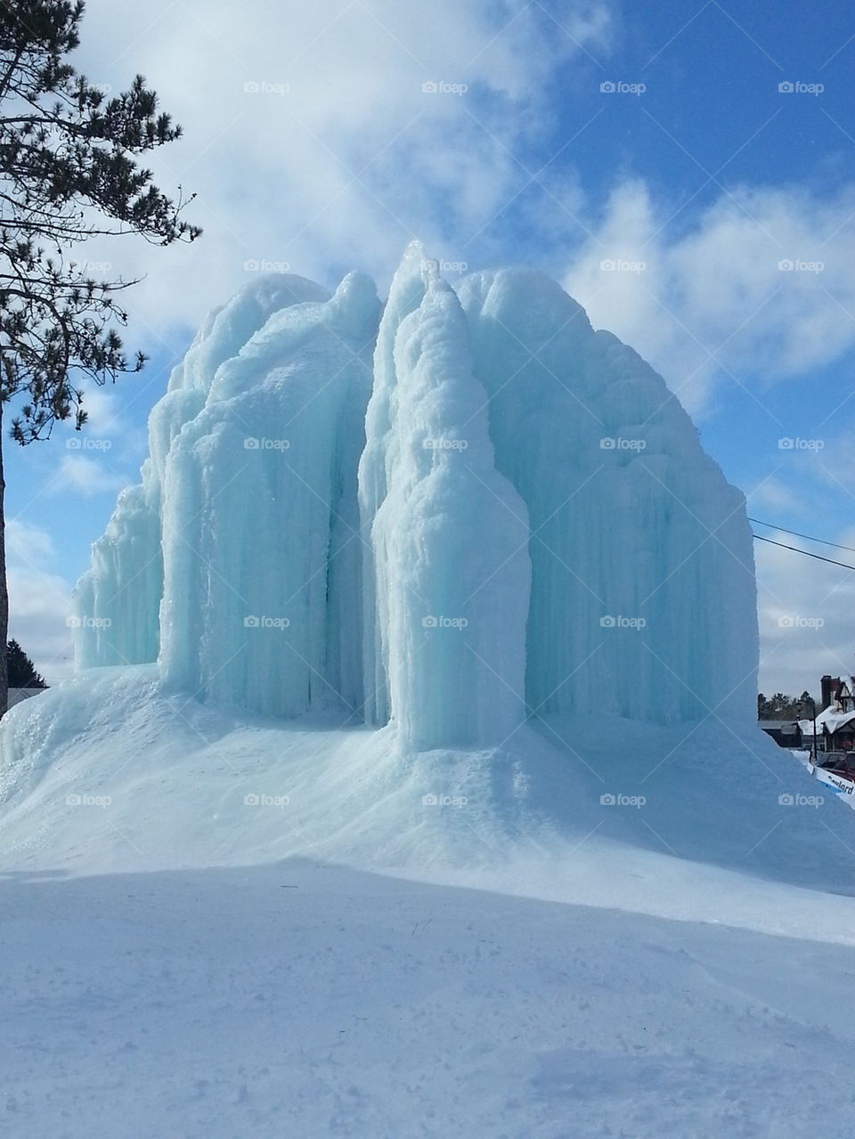 Ice fountain
