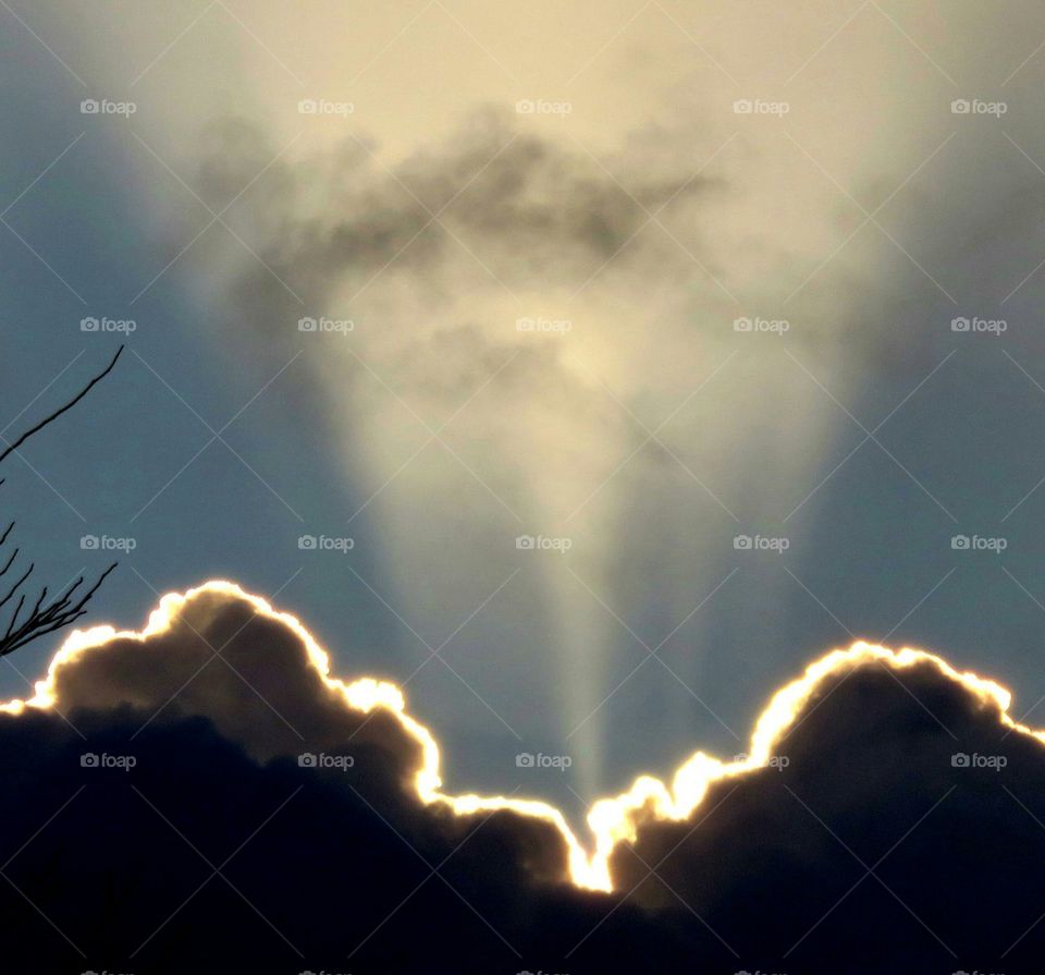 Apparition in clouds