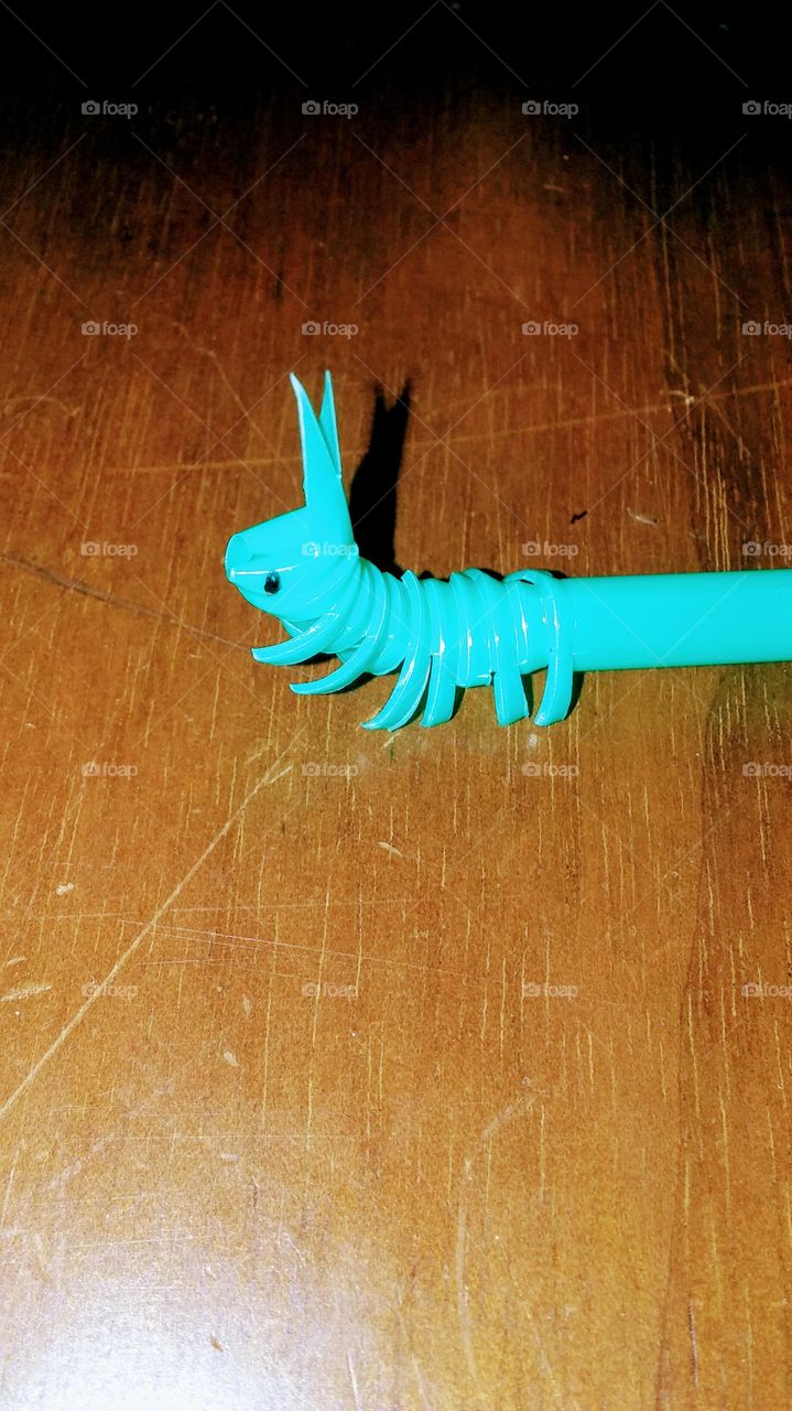 Conducting Straw Caterpillar