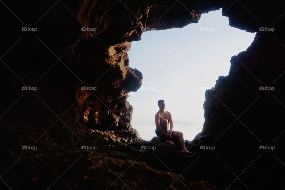 Window#nature#cave#human#pose#hiddenplace#sky#rock