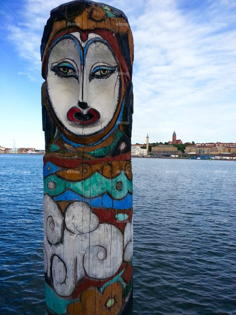 Totem pole by Eriksberg
