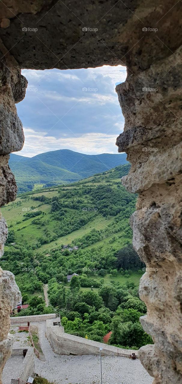 View trough wall window