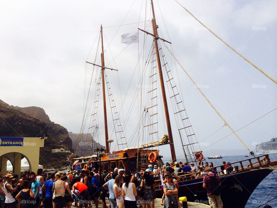 Sailing Santorini