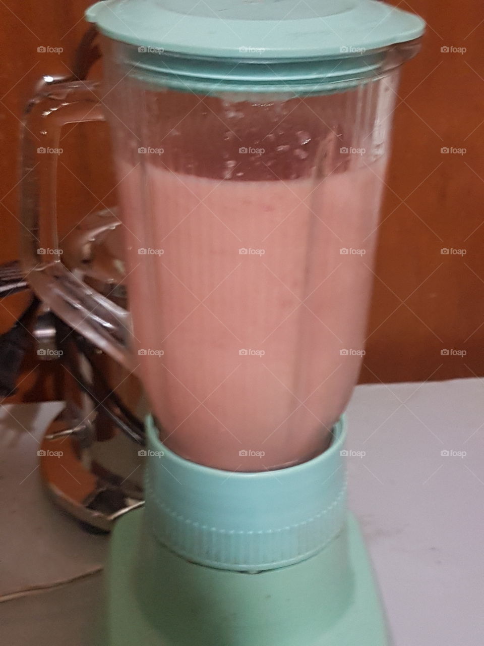 Apple, Pears and Strawberry Shake