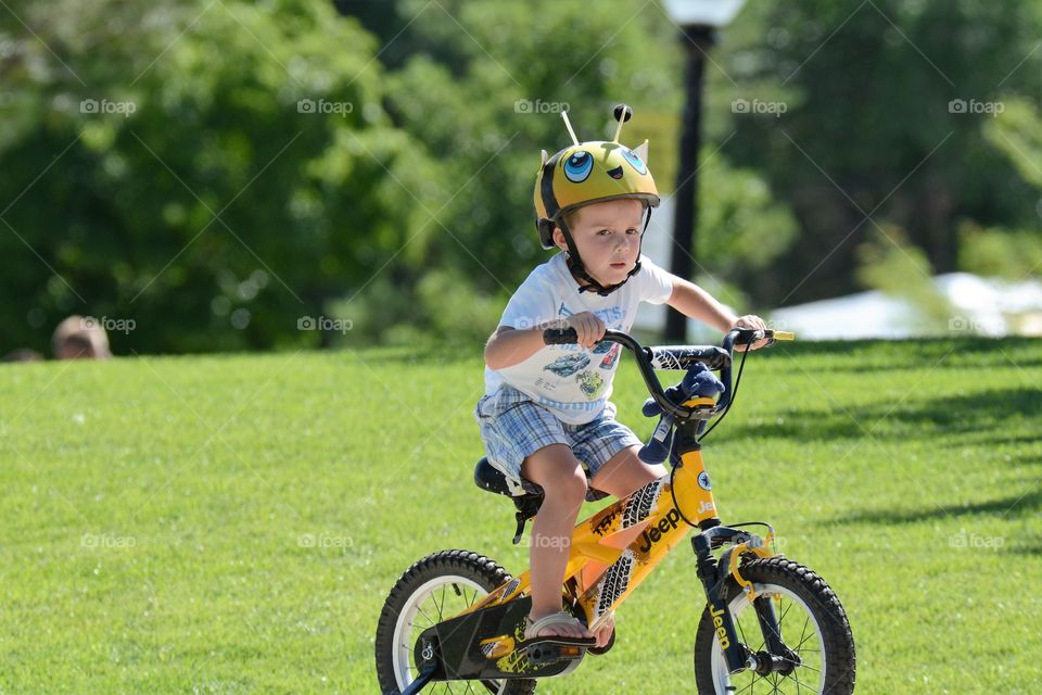 child cyclist