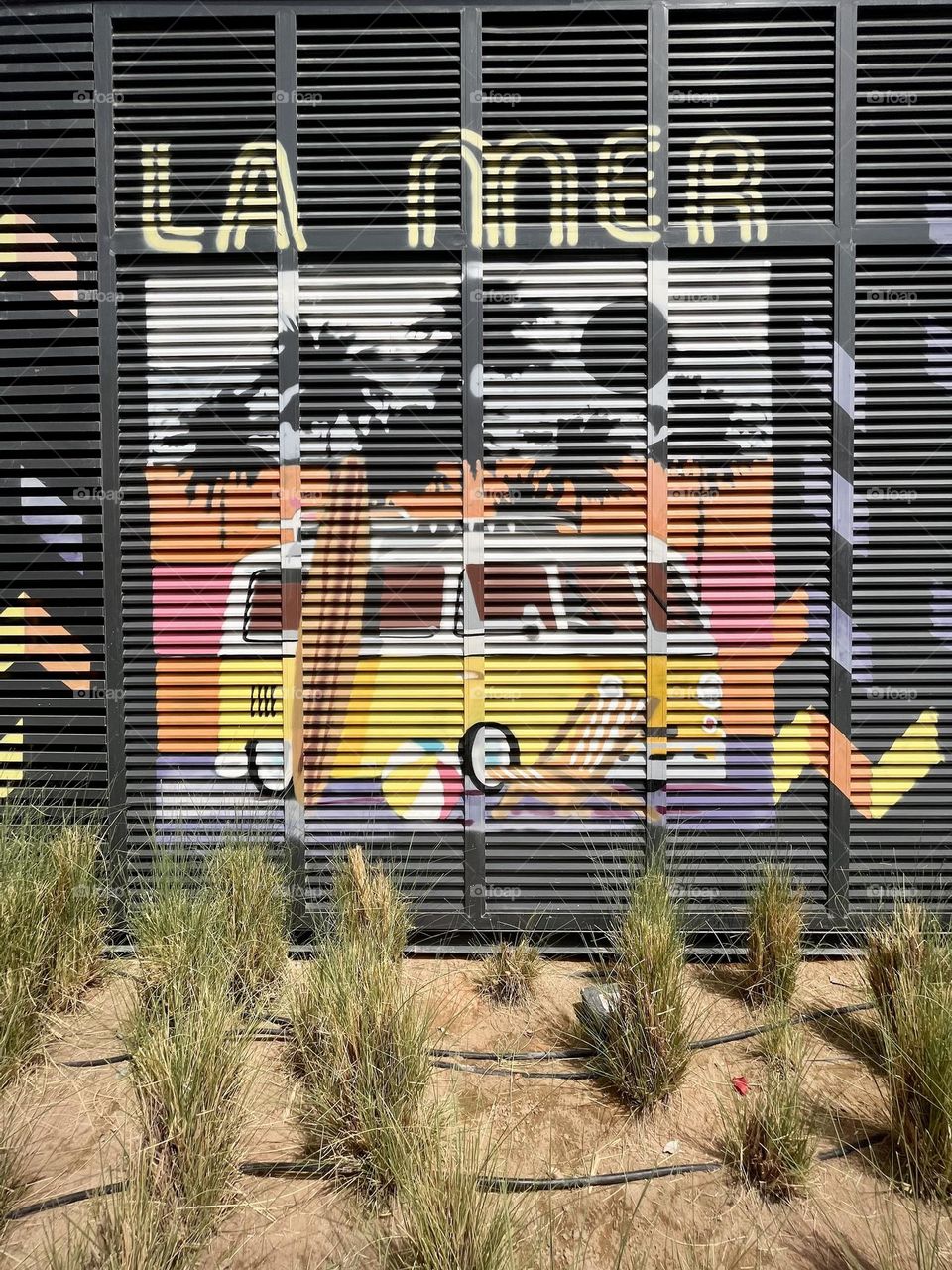 Street art in the wall 