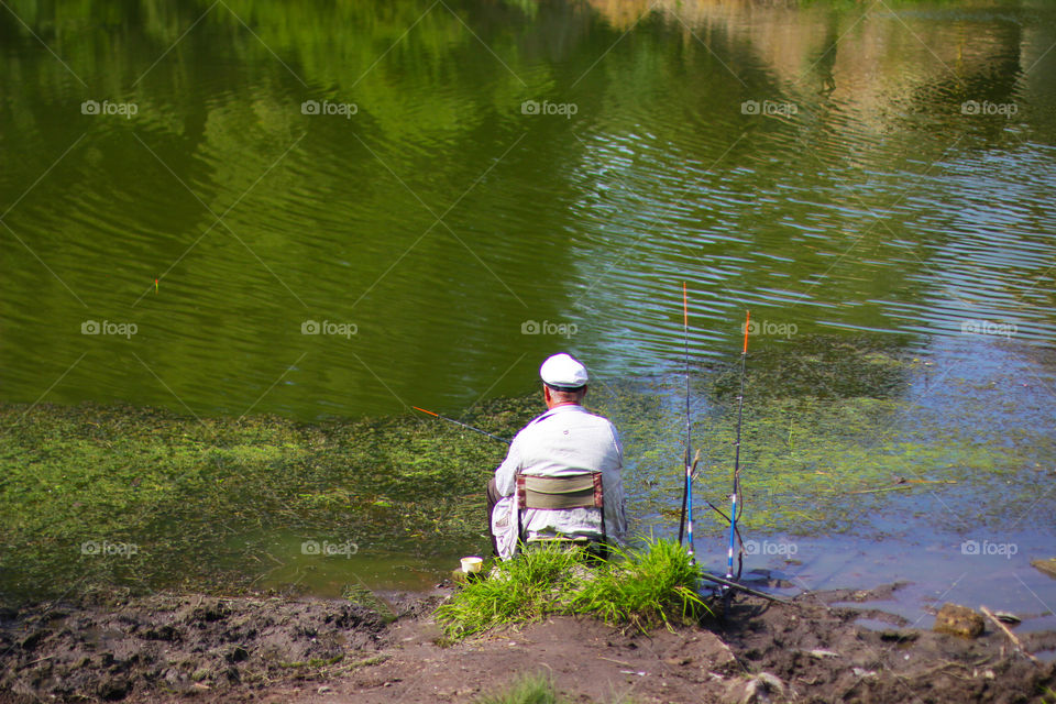 Fishing out of the city 