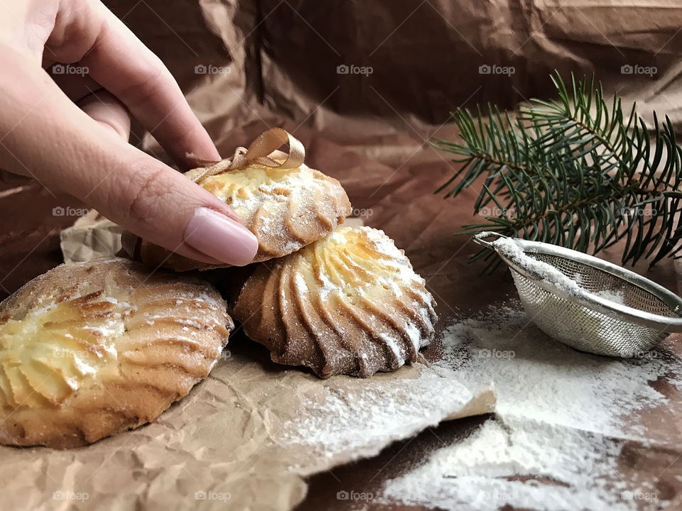 Baking Christmas cookies 