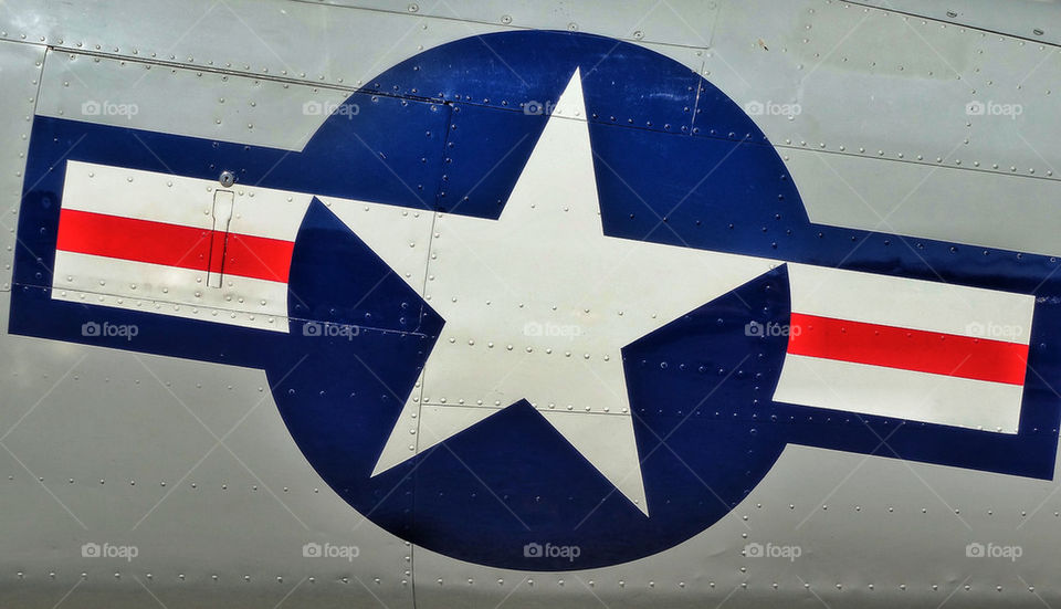 World War II American fighter plane star insignia