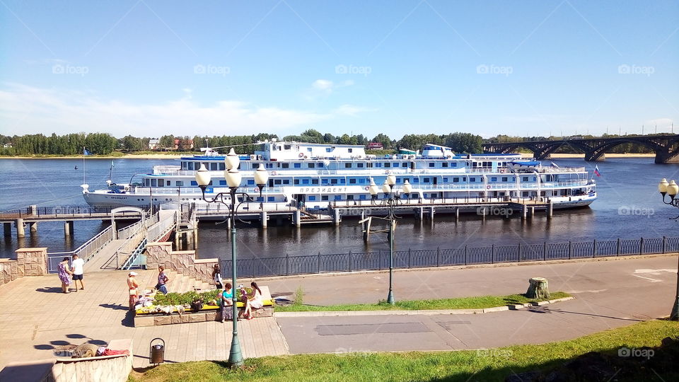 путешествия.река.теплоход.