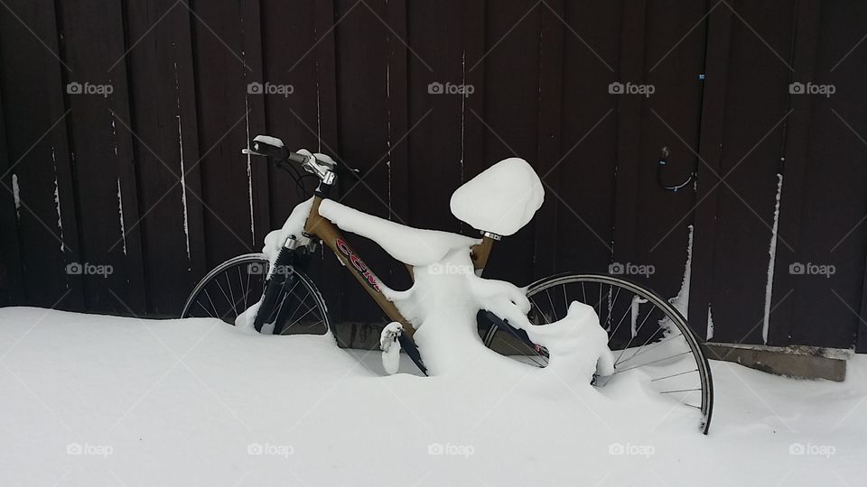bycicle in winter
