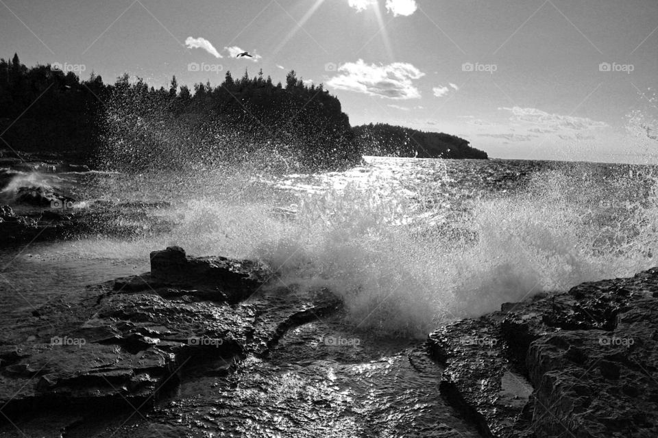 Sun and waves in Georgian Bay