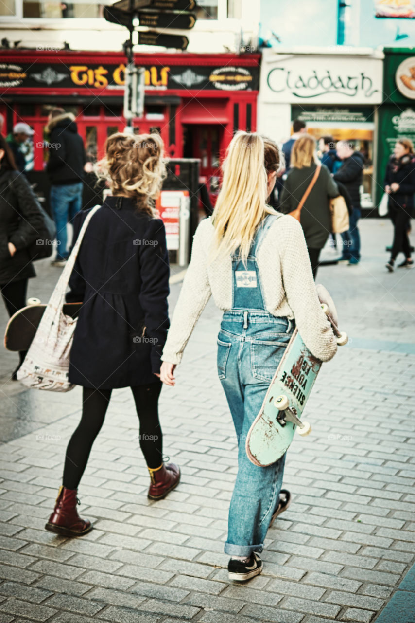 Sk8 girls