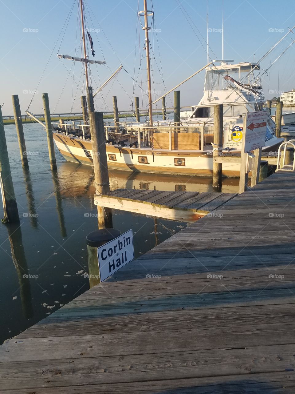 Boat on the Bay