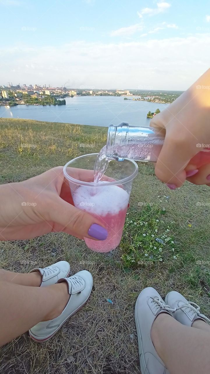 picnic with a friend, moments that delight, landscape, top view, champagne, glasses, female hands, summer, grass, mountains