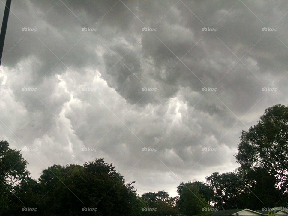 NE storms rolling in