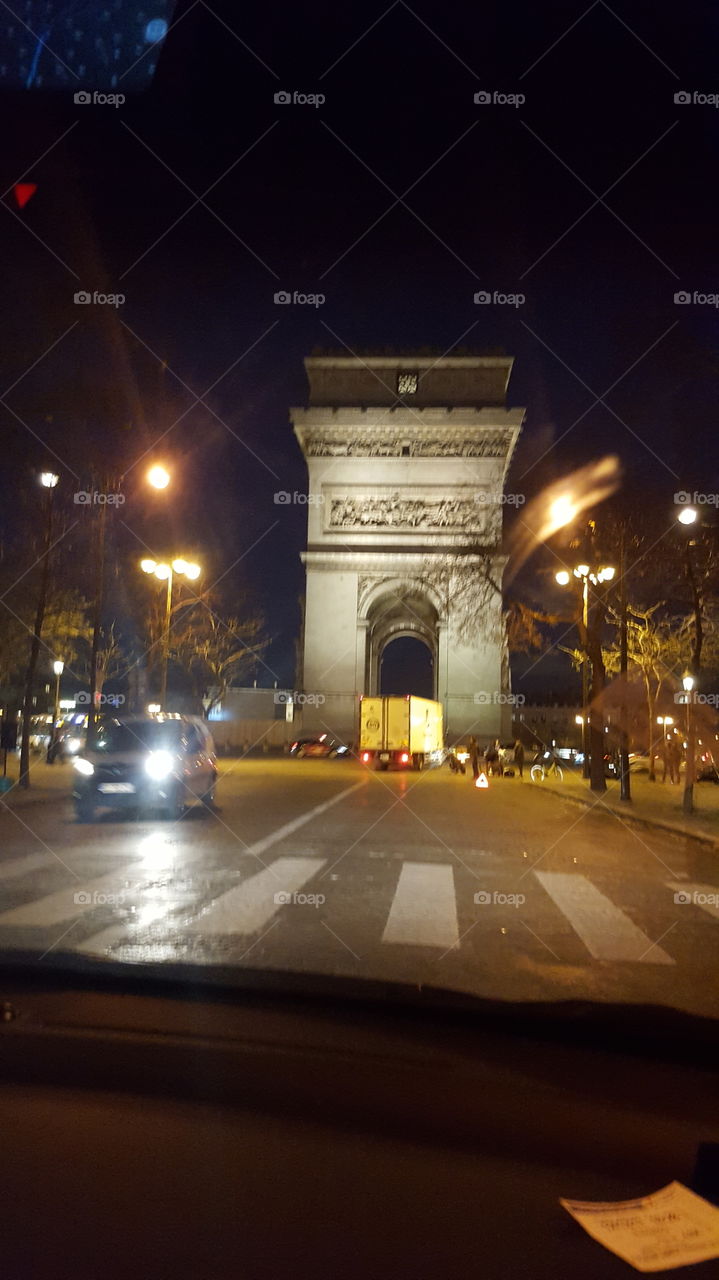arc de triompe in Paris France