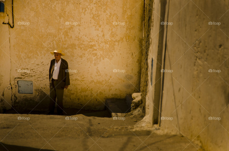 yellow walls in Tunesia