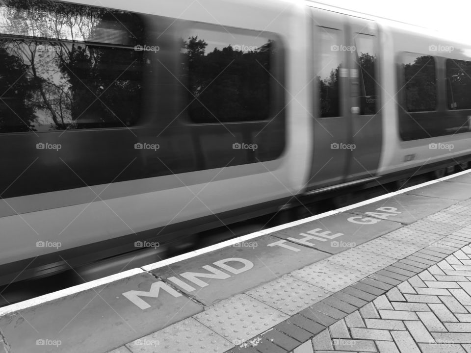 Where in the world am I ? Clue is painted in words on the platform MIND THE GAP ... Answer Berkhamsted Not too far from London 