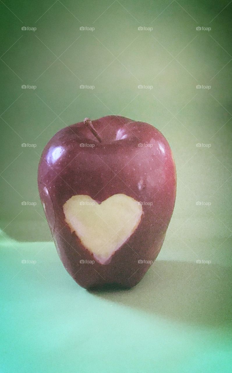 Heart healthy red apple 