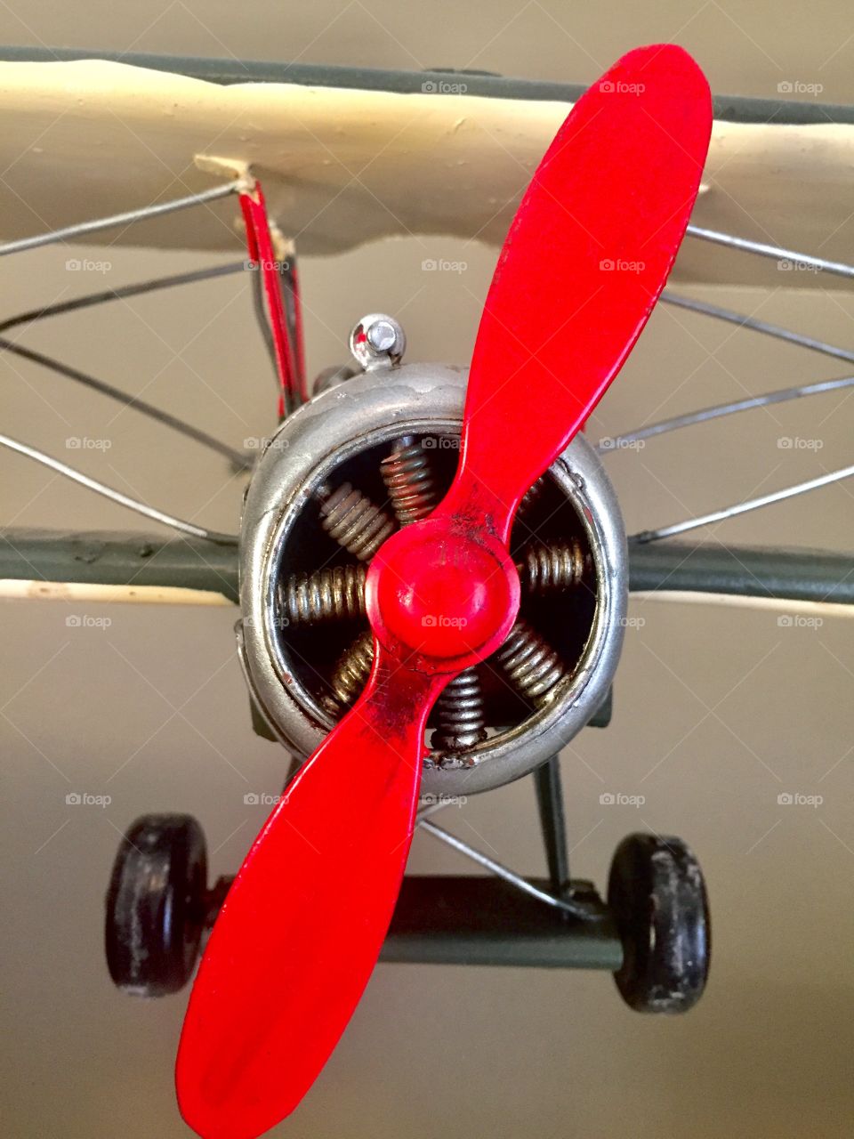 Red propeller 