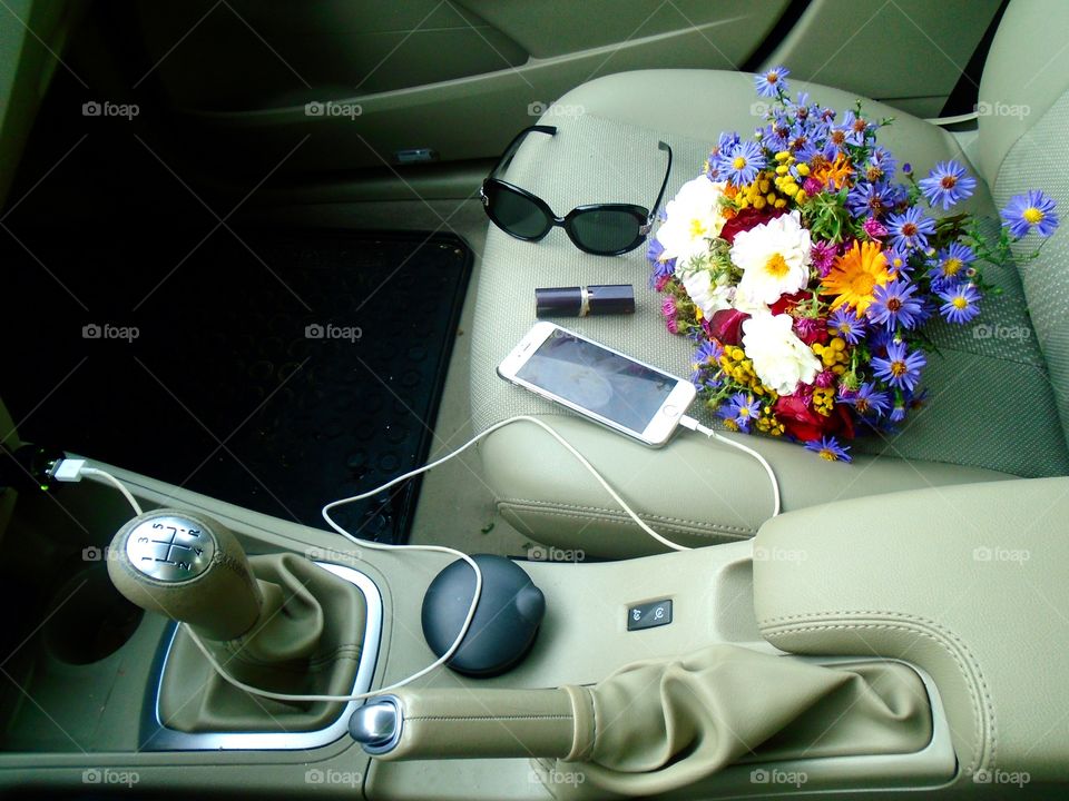 Changing on the go. Changing in car