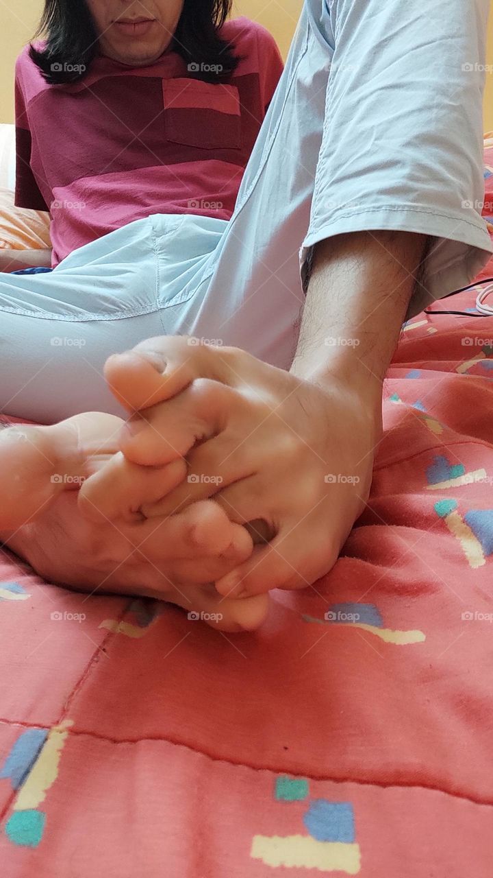 Tangled toes