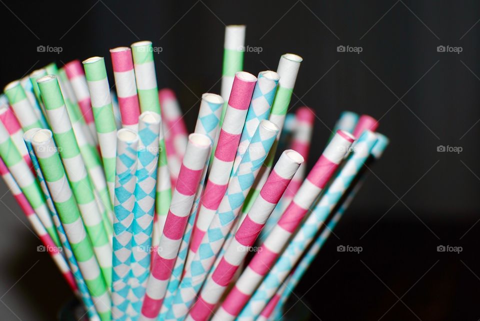 Non plastic drinking straws