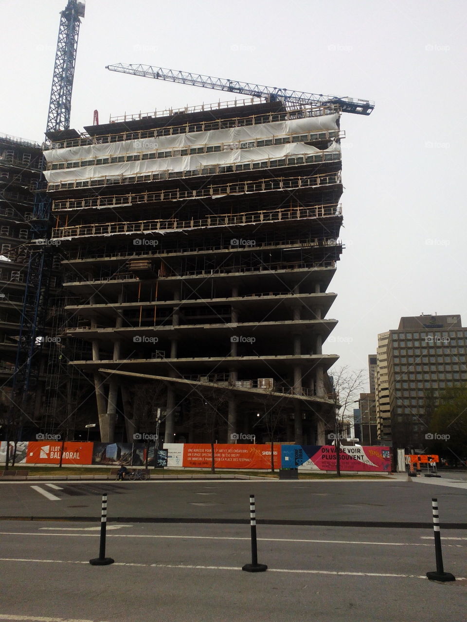 What's this crasy building