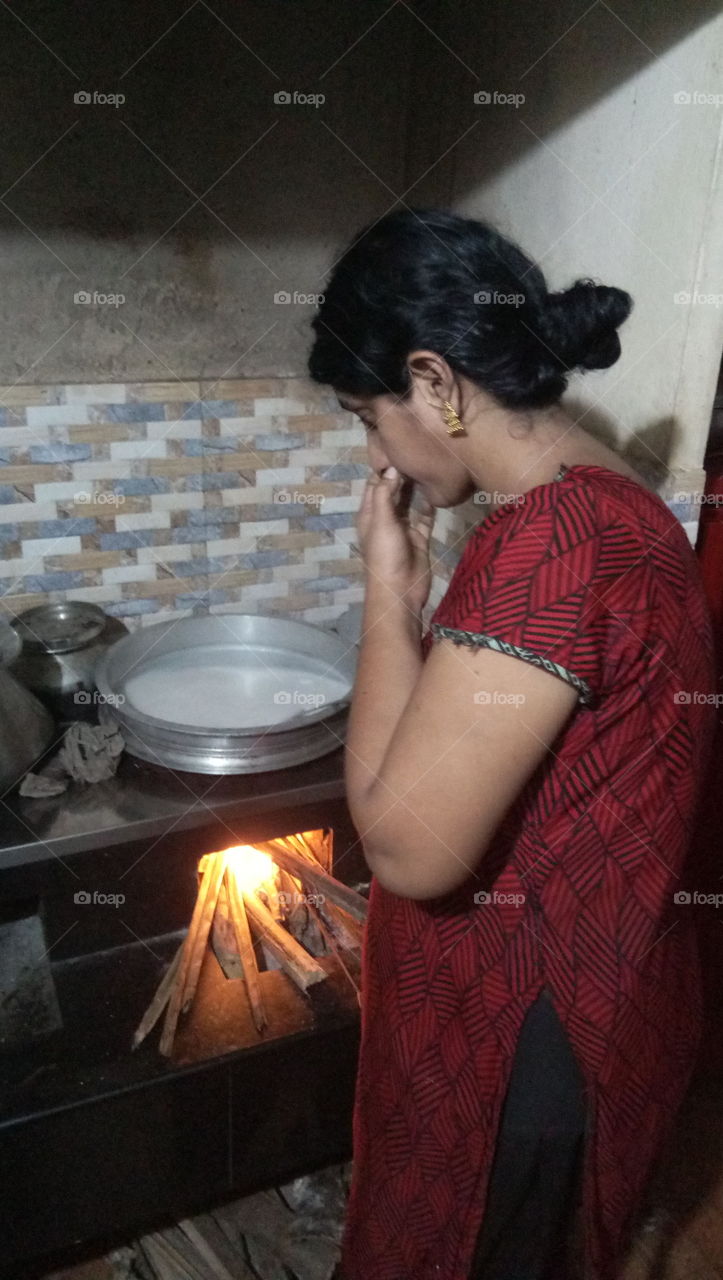 Prepairing Semiya Payasam