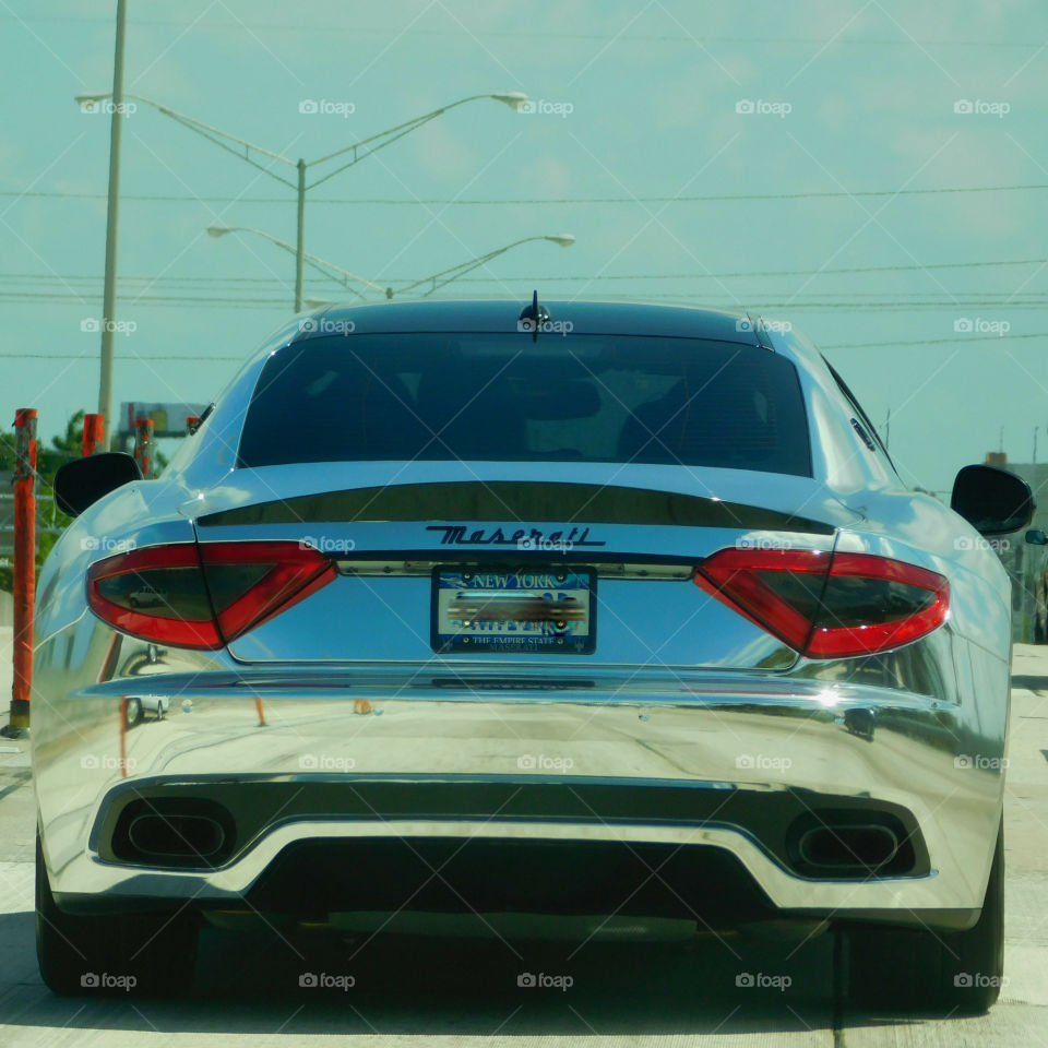 Chrome Maserati GranTuriso  rolling down I-95 in Miami, Florida! Eye-catching! 