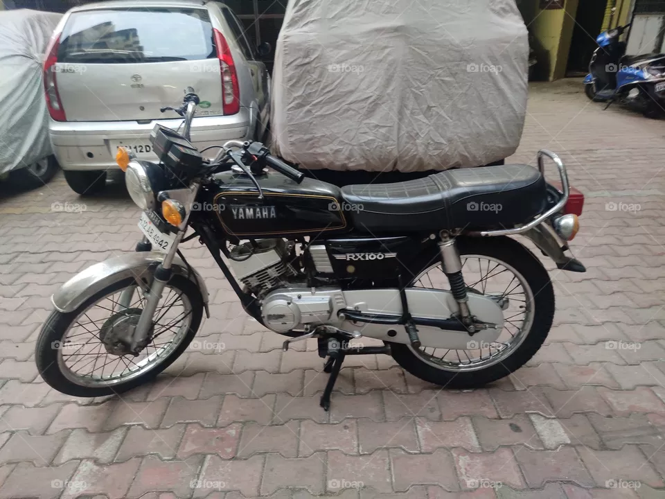 Indian vintage black bike in a society