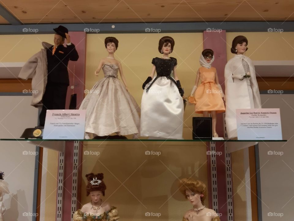 The magic world of dolls