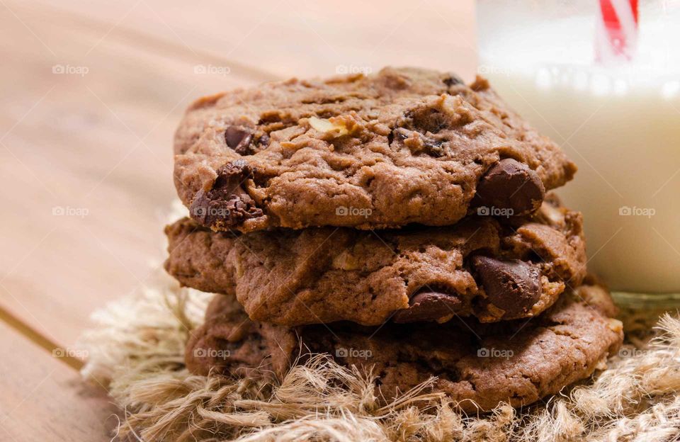 Cookies with glass of milk