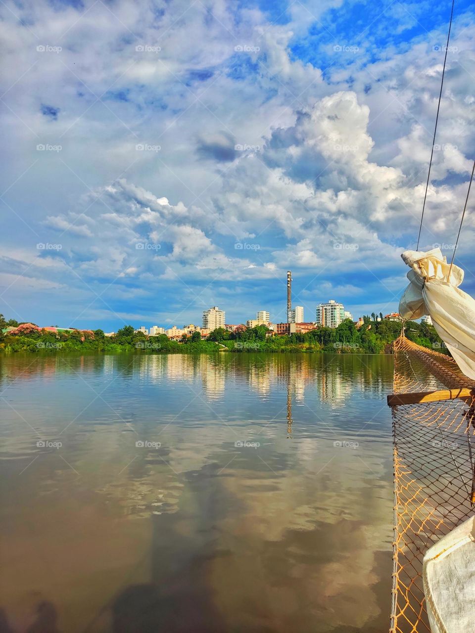 passeio de barco entre Lajeado e Cruzeiro
a trip in a boat between Cities