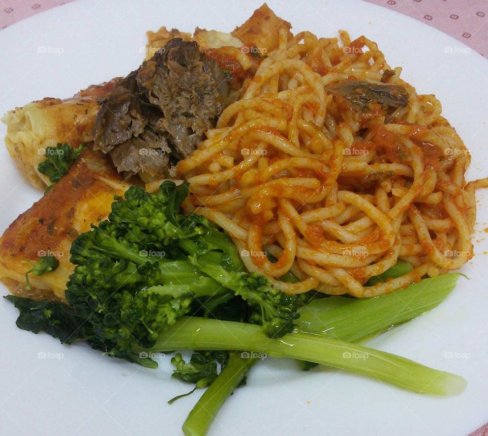 spaghetti with broccoli