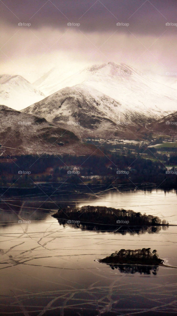 Scenics view of lake