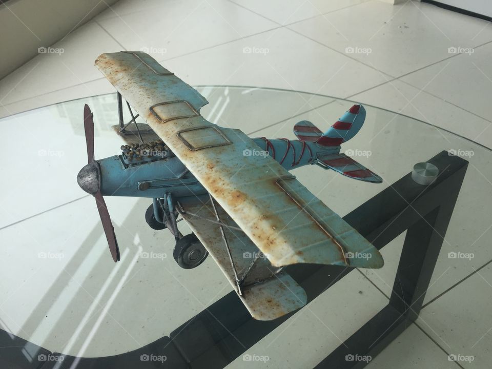 Old plane model