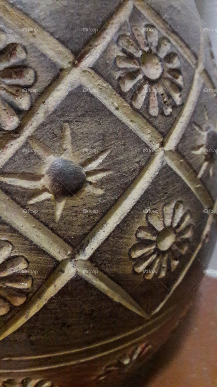 Pattern on terracotta vase