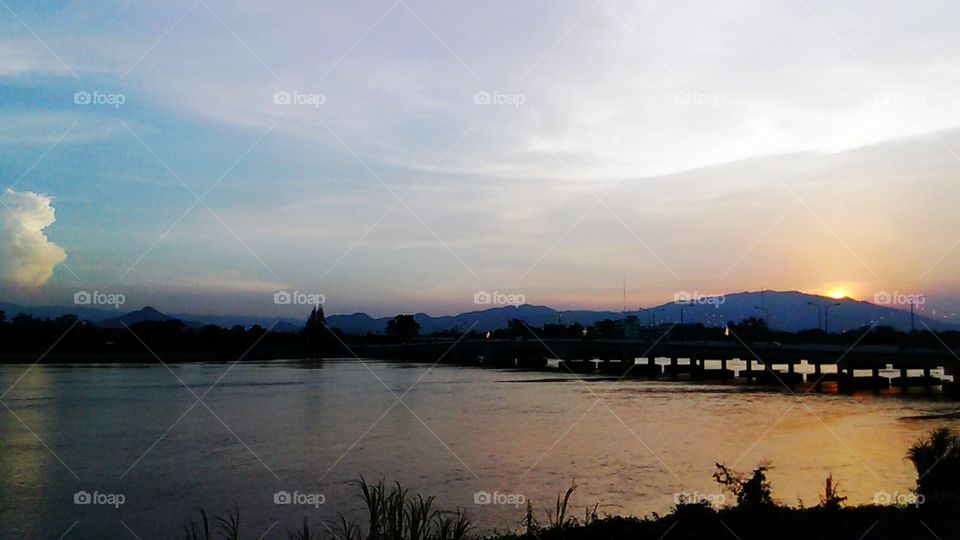 Tak Sunset. sunset at Taksinmaharachanusorn Bridge, Mueang Tak, Tak, Thailand